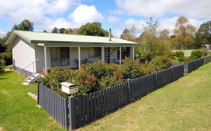 4 MONKITTEE ST, BRAIDWOOD NSW 2622, 0房, 0浴, House