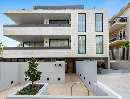 102/589 Toorak Road, Toorak, VIC 3142, 3房, 2浴, 公寓