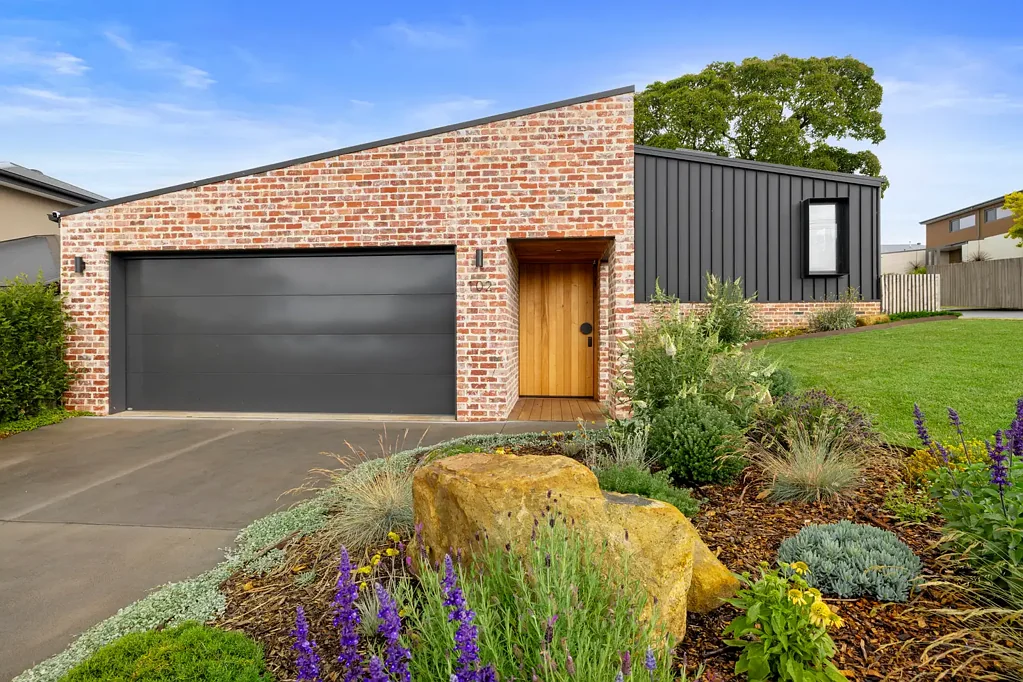 Leongatha 3房  WHEN QUALITY & LOCATION MATTER!