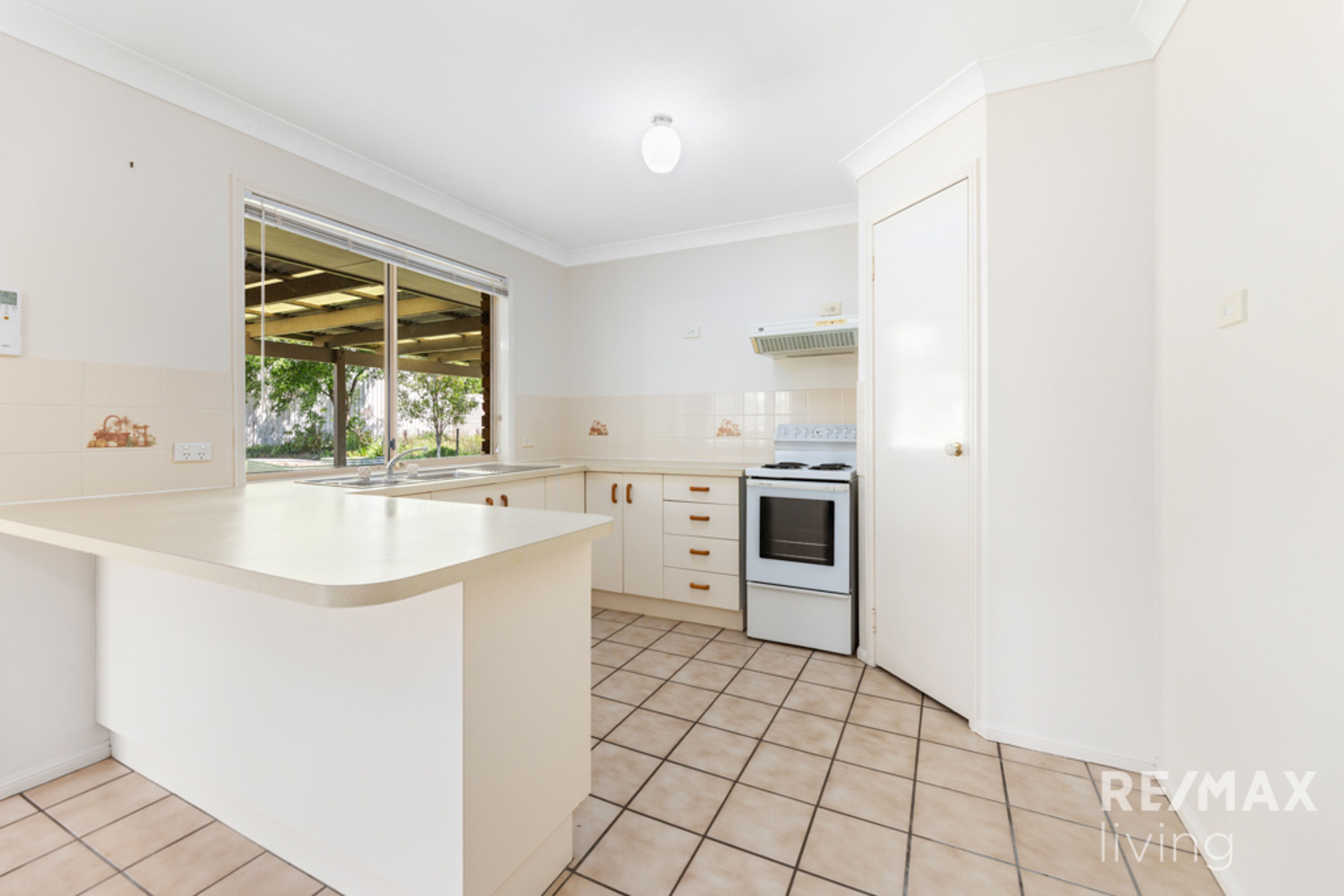 4 GLOUCESTER ST, WOODFORD QLD 4514, 0 غرف, 0 حمامات, House