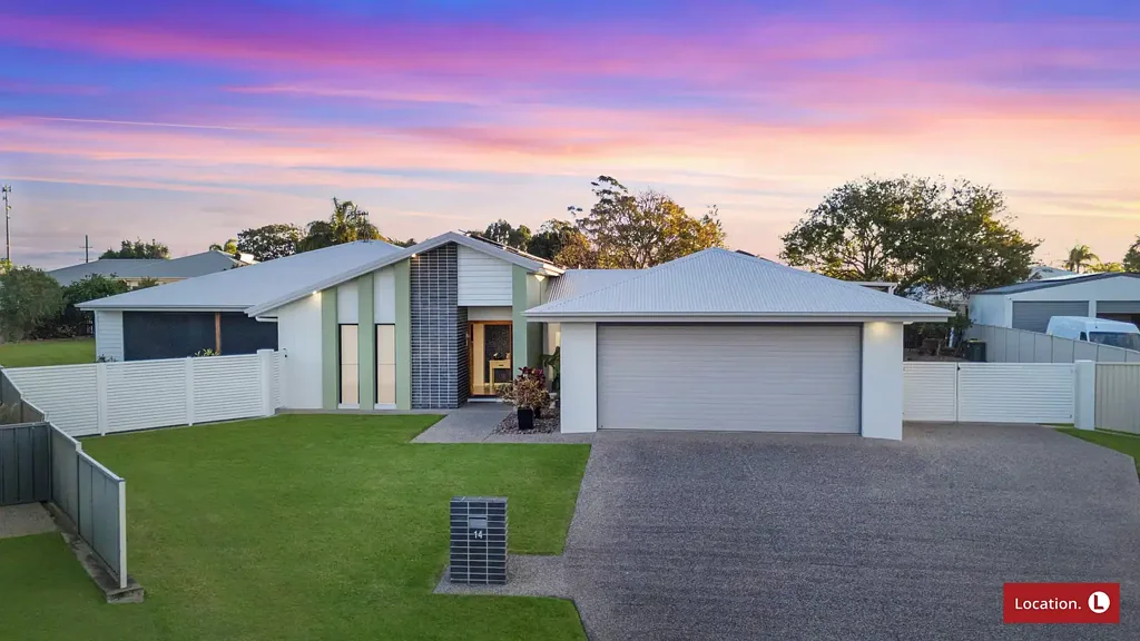 Bundaberg East 4 Slaapkamer 325M2 Executive Family Home on 1,565m2 Grounds with 11Kw Solar & Shed!