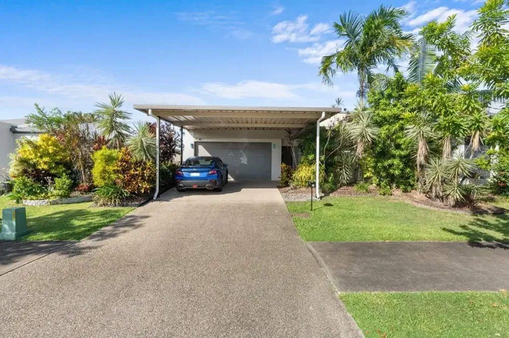 15 Singleton Close, Smithfield, QLD 4878