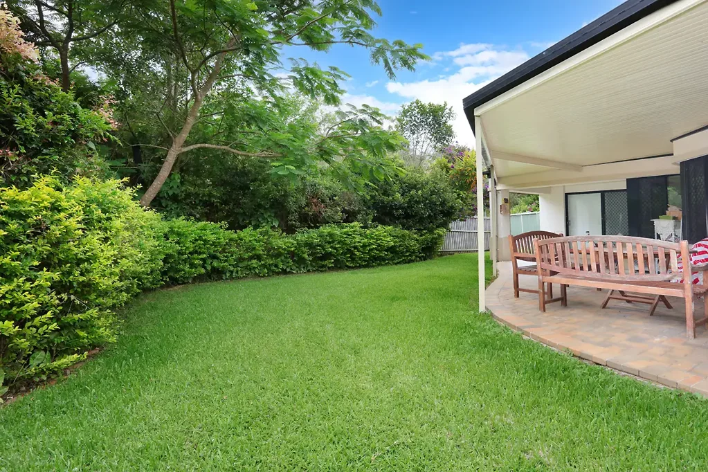 1 Gumview Place, Molendinar, QLD 4214