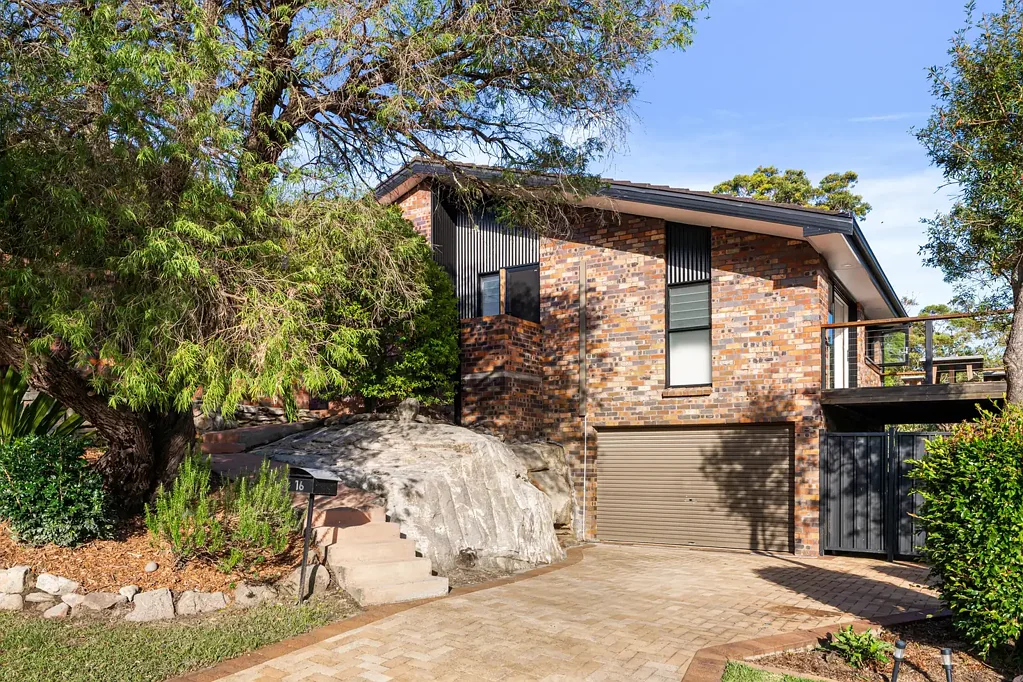 16 Brigalow Place, Engadine, NSW 2233
