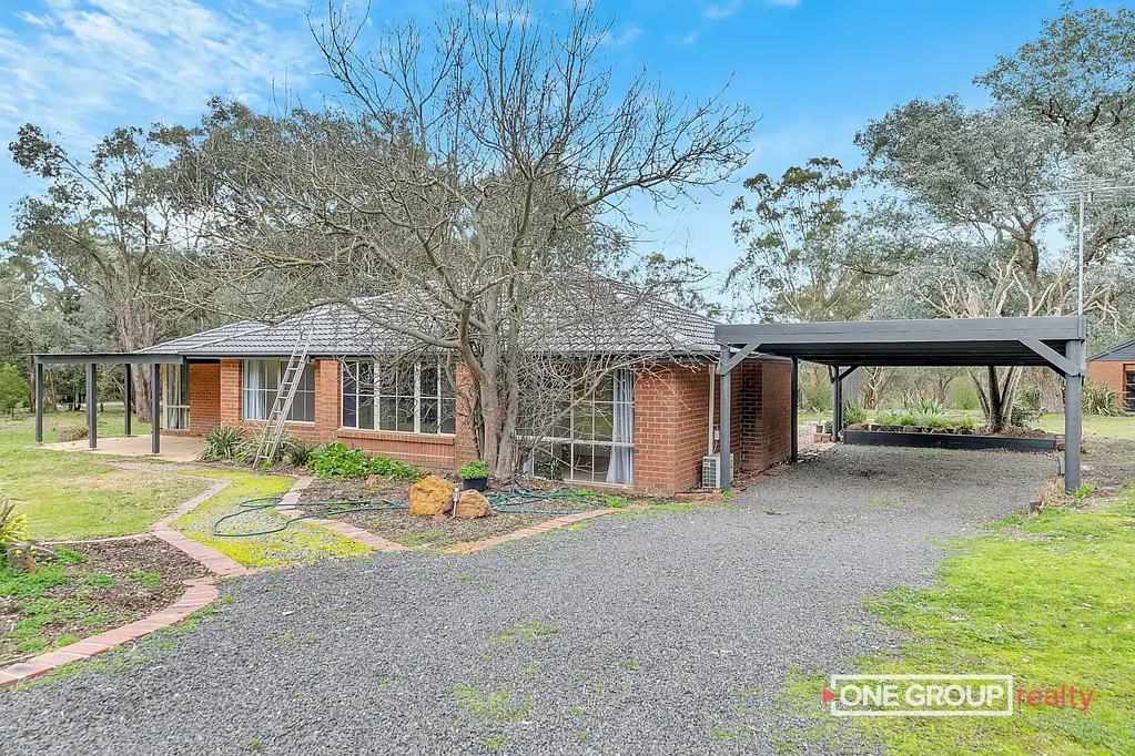 Nature Lover’s Retreat – Home on 4.5 Acres in Yarrambat