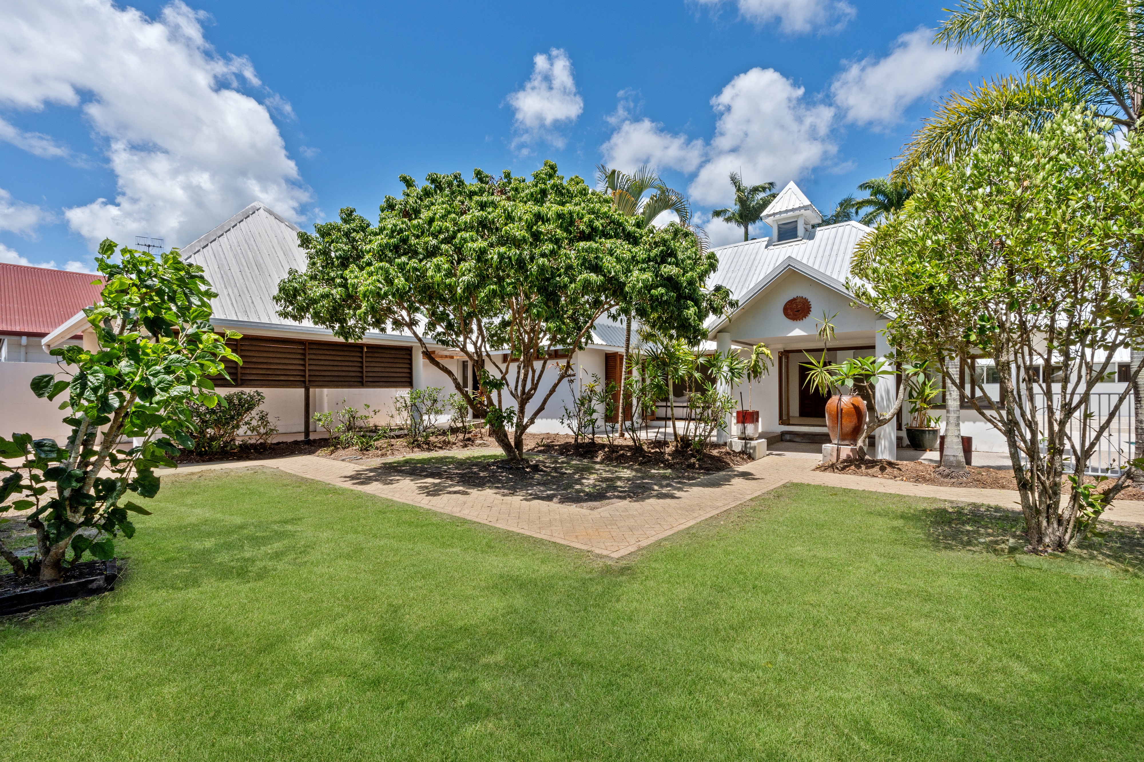 110 ST CRISPINS AV, PORT DOUGLAS QLD 4877, 0 rūma, 0 rūma horoi, House