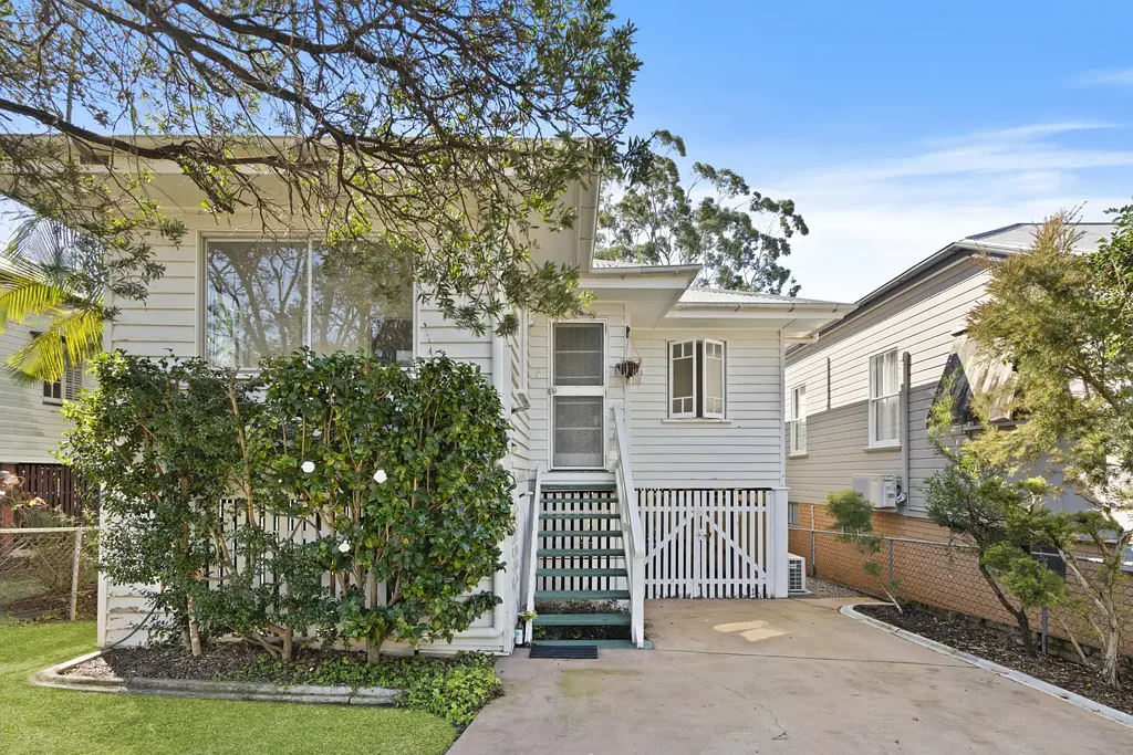 Annerley 2房 Annerley最受欢迎的街道——完美的入门级住宅 Annerley's Most Sought After Street - Perfect Starter Home