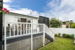 2/3A Kirrie Avenue, Te Atatu South