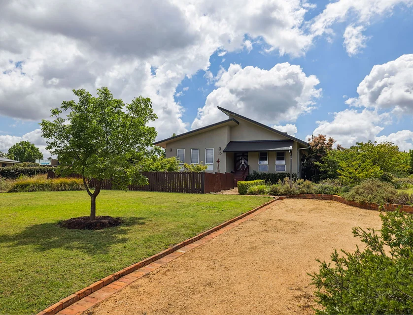 16 O'Brien Street, Grenfell, Riverina, 4房, 2浴, House