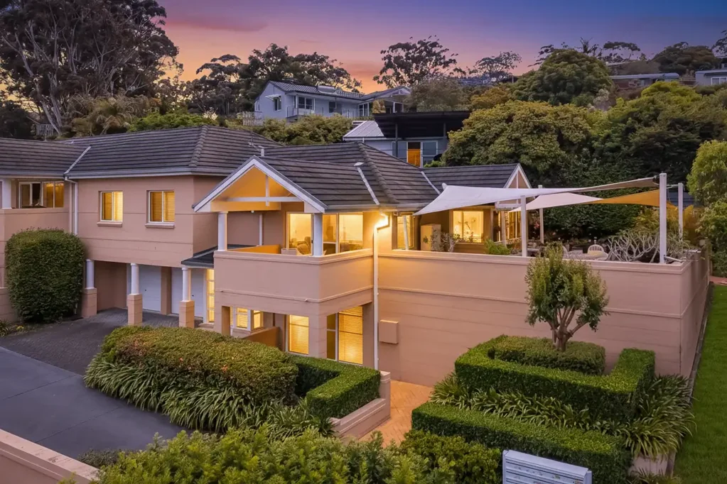 Avoca Beach 4ਬੈੱਡਰੂਮ A Private Retreat Awash with Natural Light and Coastal Calm
