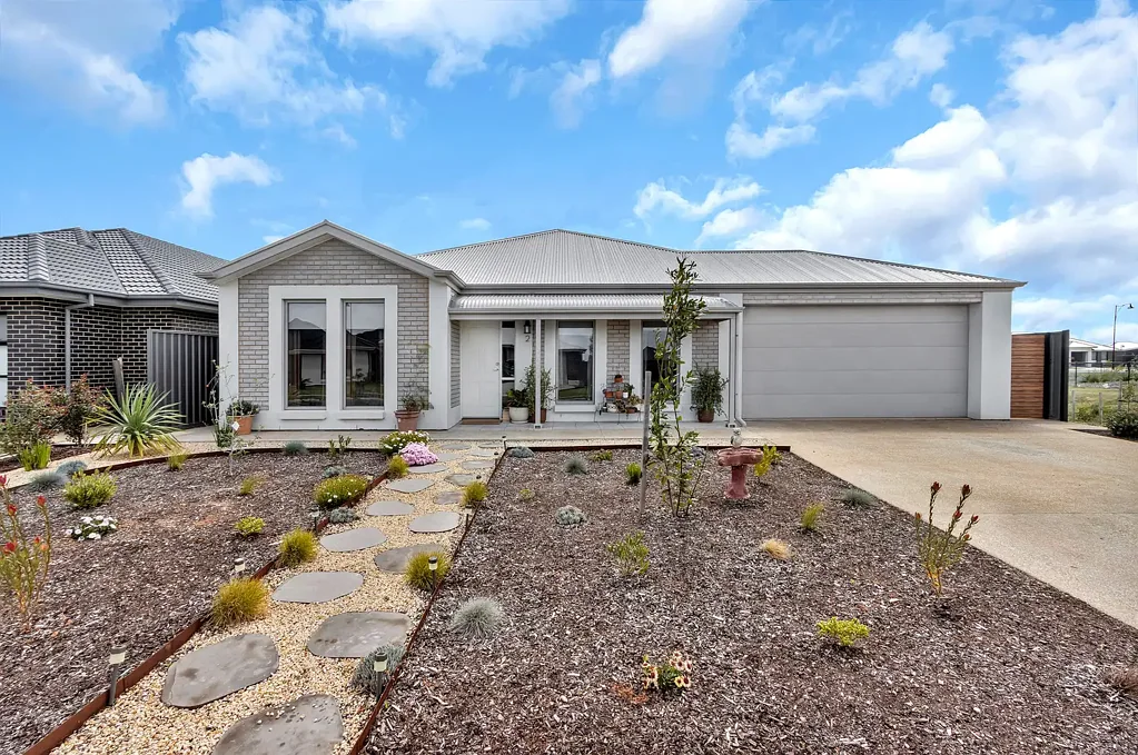 Modern Living in Two Wells!