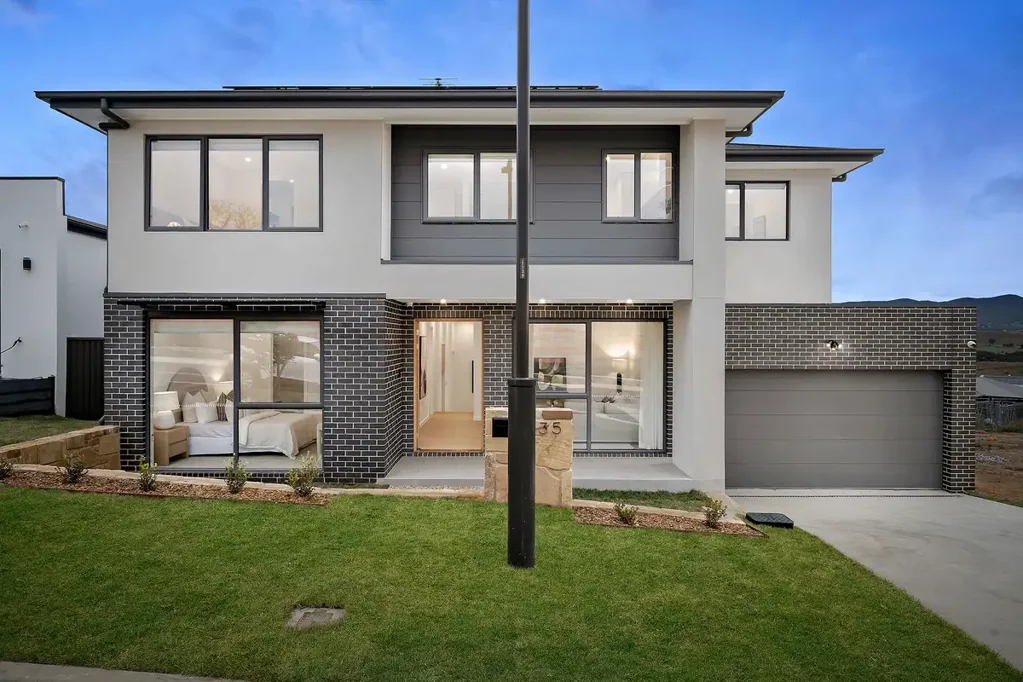 35 Sherrard Crescent, Macnamara, ACT 2615, 6 Bedrooms, 4 Bathrooms, House