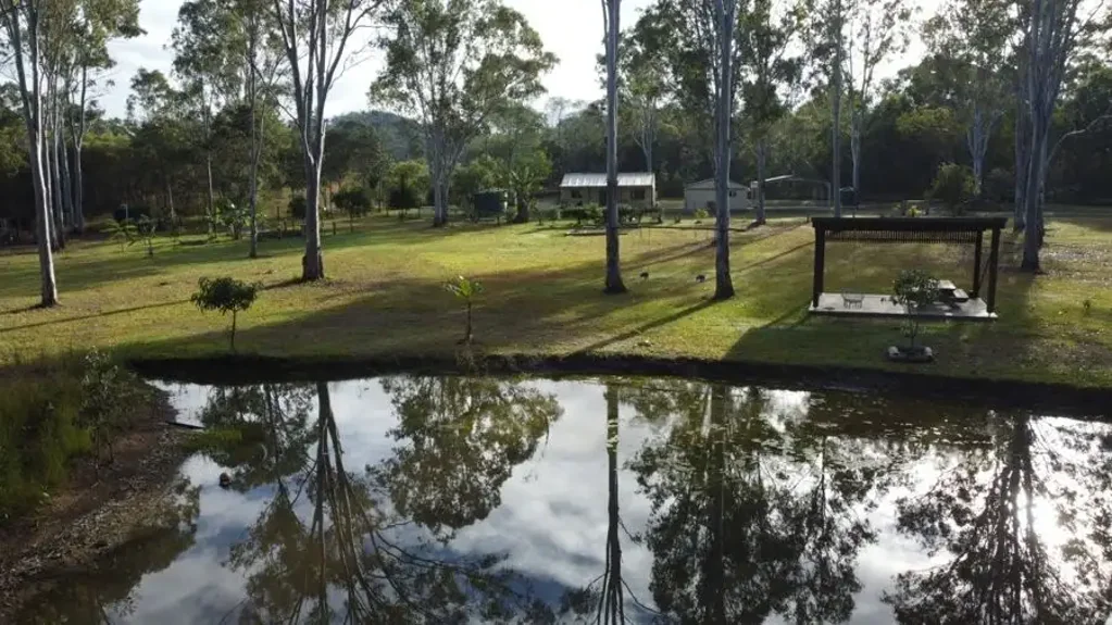 Oyster Creek SMALL ACREAGE - BIG LIFESTYLE