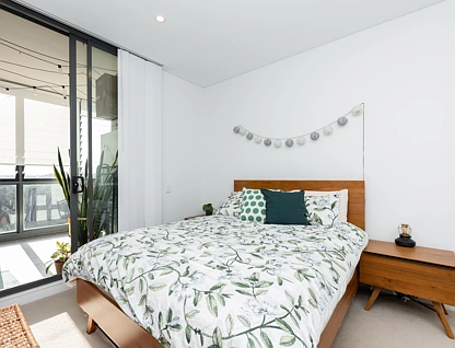 710/20 Chisholm Street, Wolli Creek, South Western Suburbs, 2房, 1浴, Apartment
