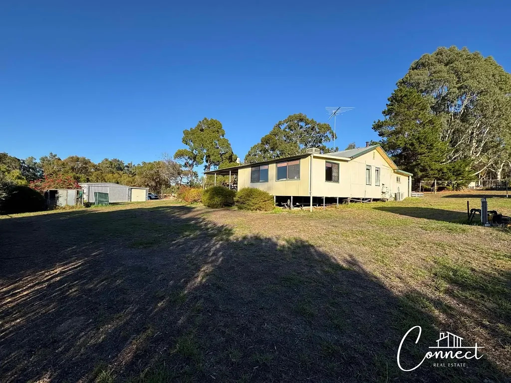 127 Tamma Road, Bakers Hill, WA 6562