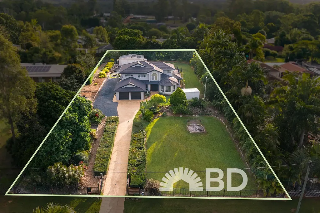 Burpengary 6房  一个私人伯彭加里保护区 - 空间、风格与生活方式融为一体  A Private Burpengary Sanctuary - Space, Style & Lifestyle in One