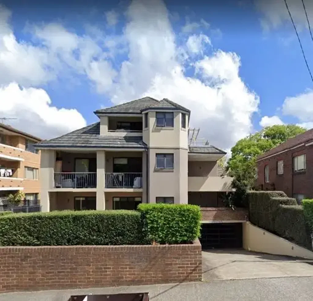 Convenient & Light-Filled 2-Bedroom Apartment in the Heart of Ashfield