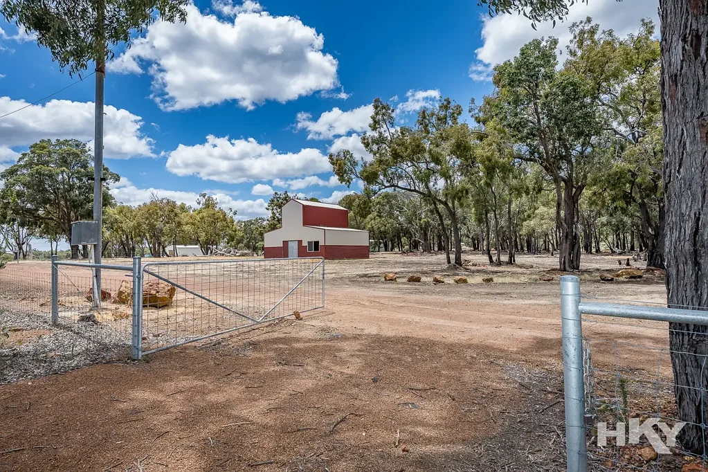 2 Swannell Trail, Baskerville, WA 6056