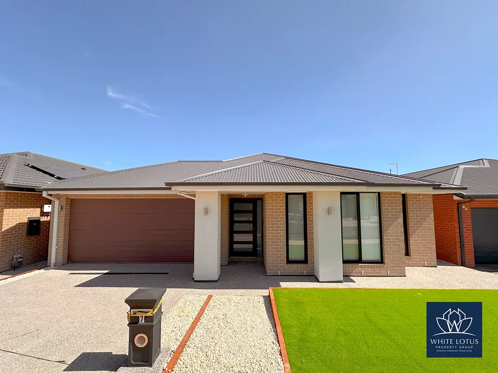 Modern Family Home at 7 Nova Street, Weir Views