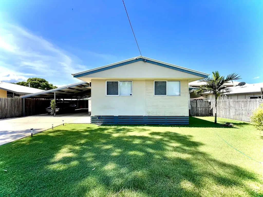 Moranbah 4房  IMMACULATE HOME: 4 BEDROOM + STUDY, RENOVATED TO PERFECTION