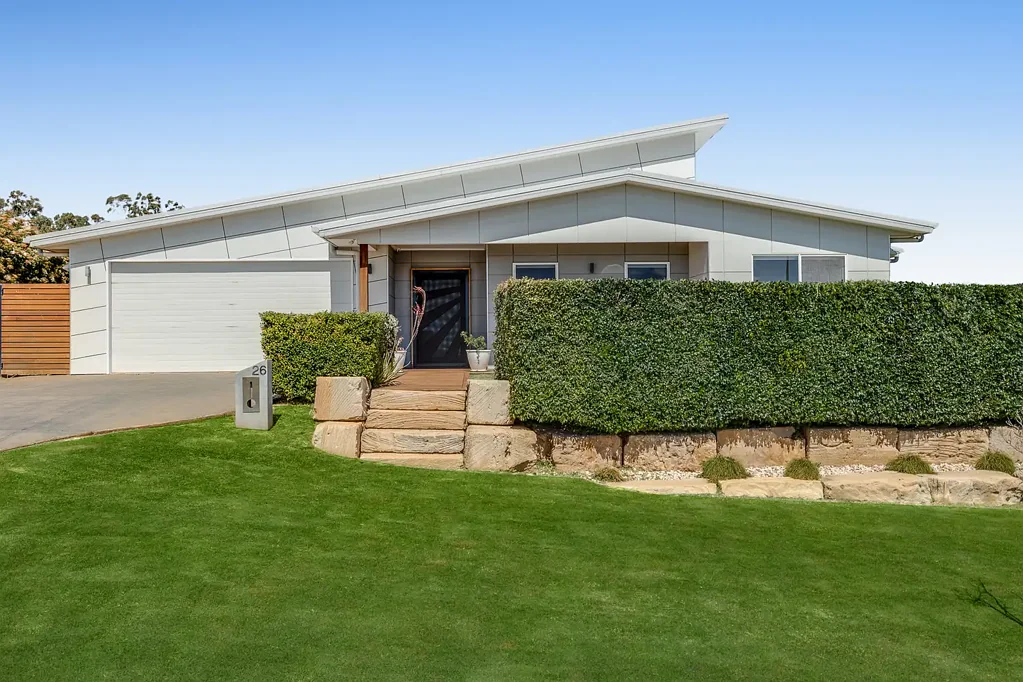 26 Maculan Crescent, Westbrook, QLD 4350