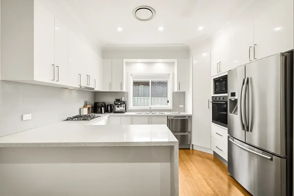 Old Toongabbie 7બેડરૂમ High-Yield Investment with Flexible Accommodation