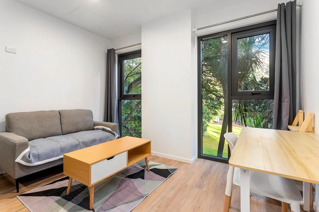 Furnished Studio Apartment - Cold water included