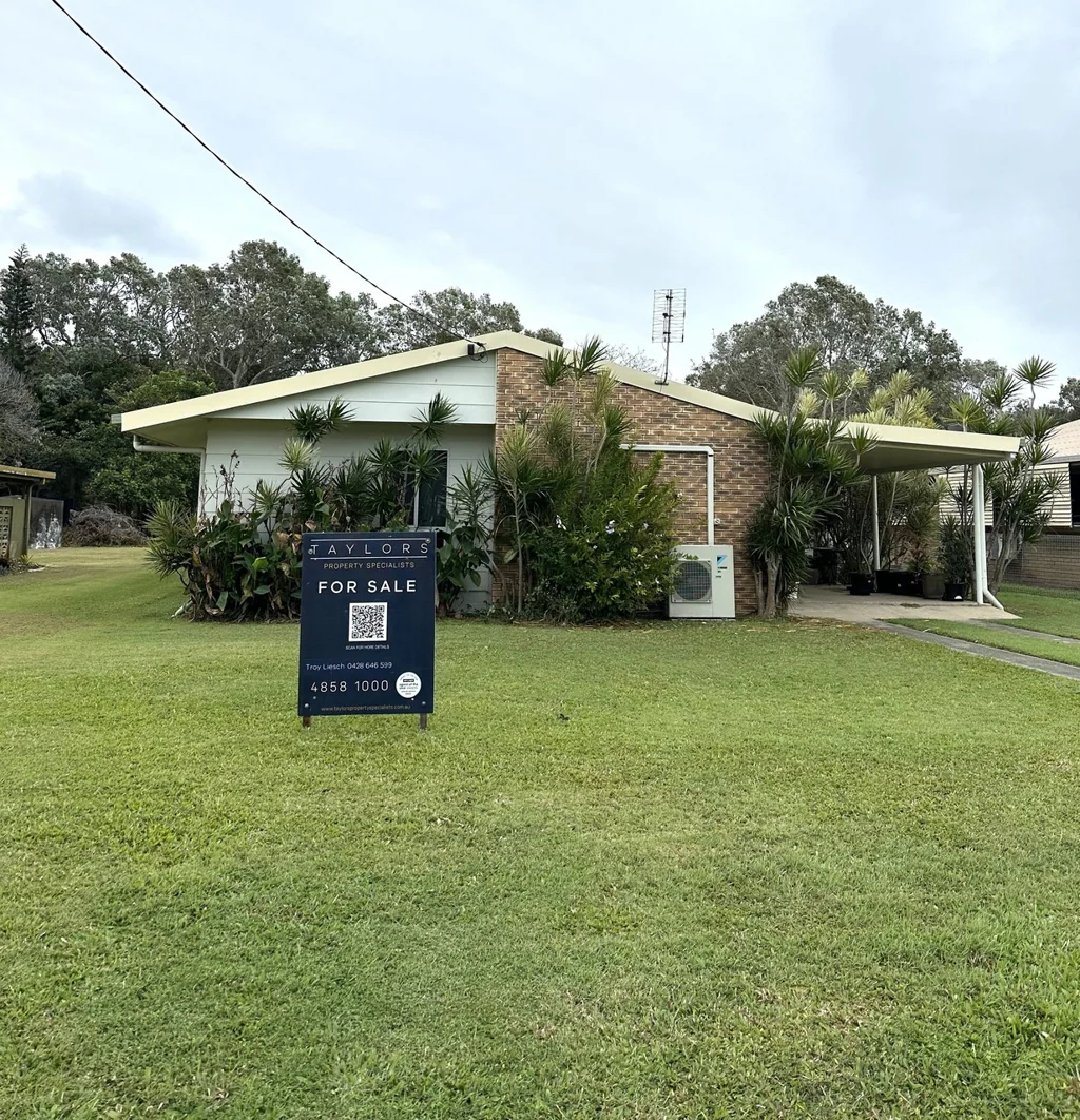 7 Peters Avenue, Midge Point, QLD 4799