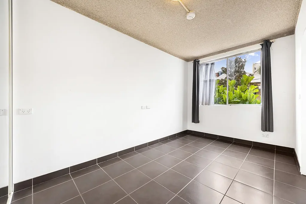 Conveniently located studio apartment