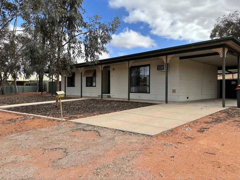 Roxby Downs 3ਬੈੱਡਰੂਮ Versatile Investment or Affordable Family Home in Prime Location