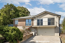 50 Thomas Road, Healesville