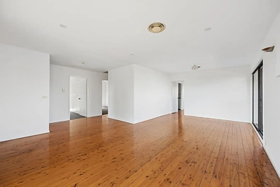 82 Kalimna Drive, Baulkham Hills, NSW 2153, 3房, 1浴, House