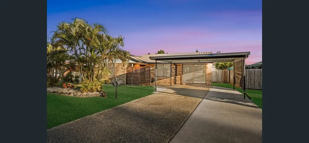 Spacious 4-Bedroom Home with an Exceptional Outdoor Living