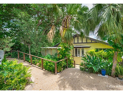 27 Wiseman Street, The Range, QLD 4700, 4房, 2浴, House