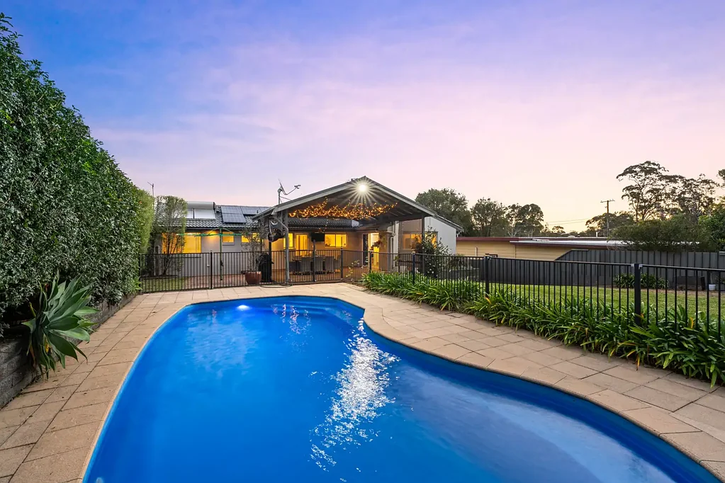 Warnervale 4Zimmer Relaxed Family Living with an Incredible Backyard & Space to Grow