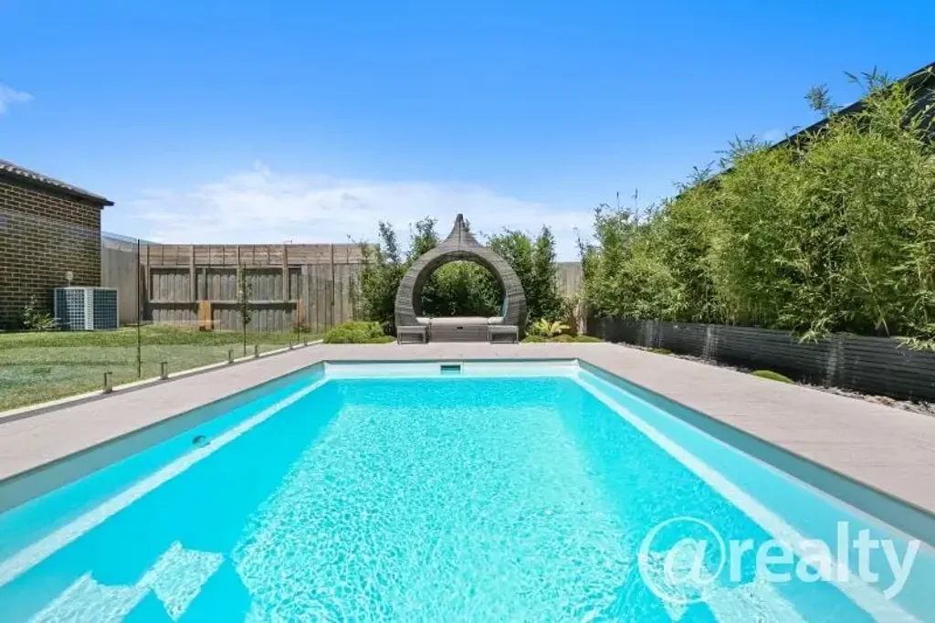 11 Lancashire Road, Warragul, VIC 3820