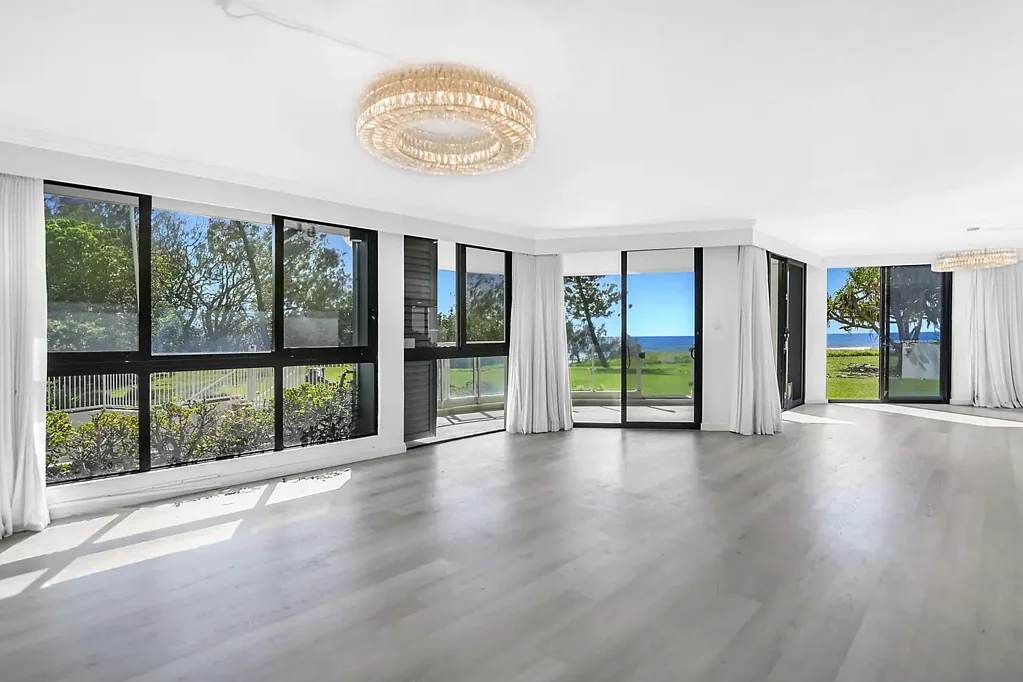 Absolute Beachfront Apartment - Unfurnished