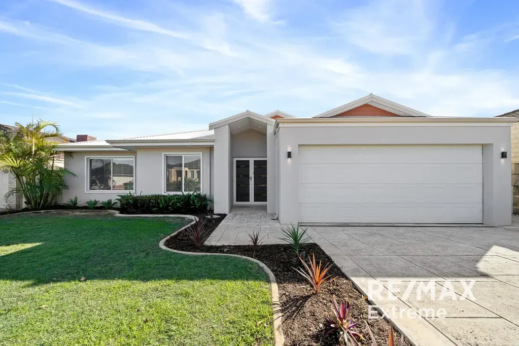 19 Narranbee Ridge, Tapping, WA 6065
