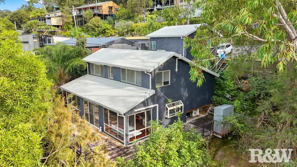 8 Timbertop Drive, Umina Beach, NSW 2257