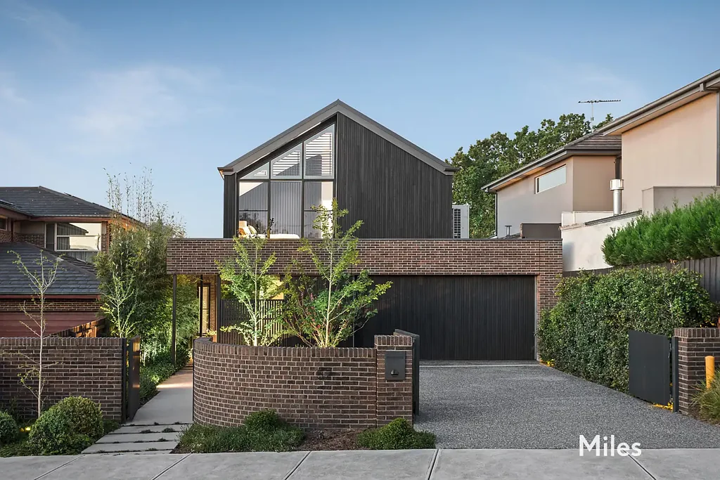 52 Otterington Grove, Ivanhoe East, VIC 3079