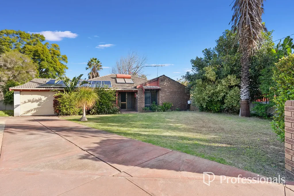 60 Moira Avenue, Forrestfield, WA 6058