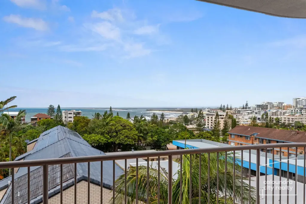 TASTEFULLY RENOVATED UNIT IN KINGS BEACH