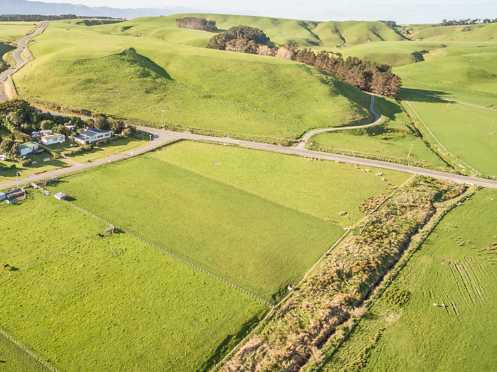 Cape Palliser Road, Pirinoa, South Wairarapa, 0 कमरे, 0 बाथरूम