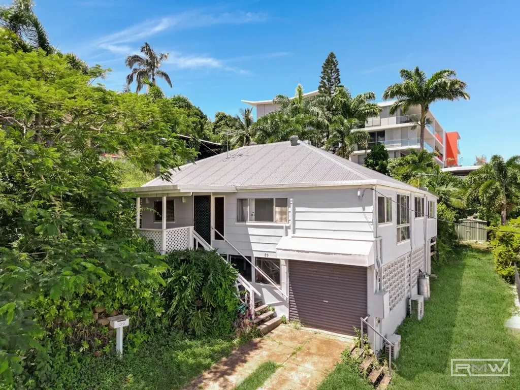 High-Set Living with Stunning City Views in Yeppoon