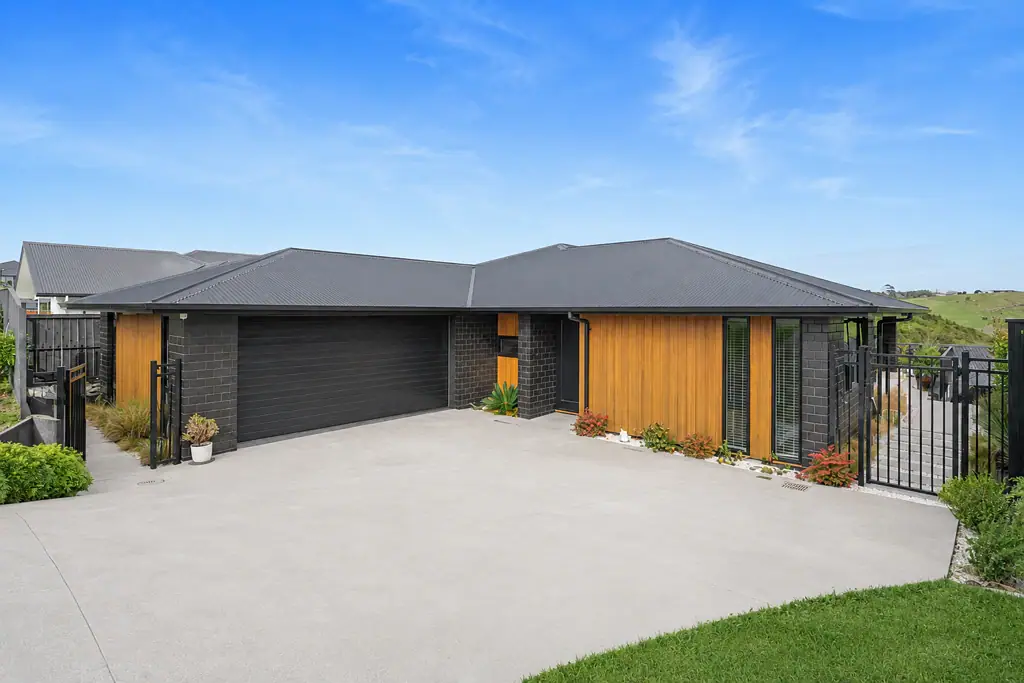 Pokeno 5房  Kiwi Design & Build, 5 beds & 2 Ensuites!