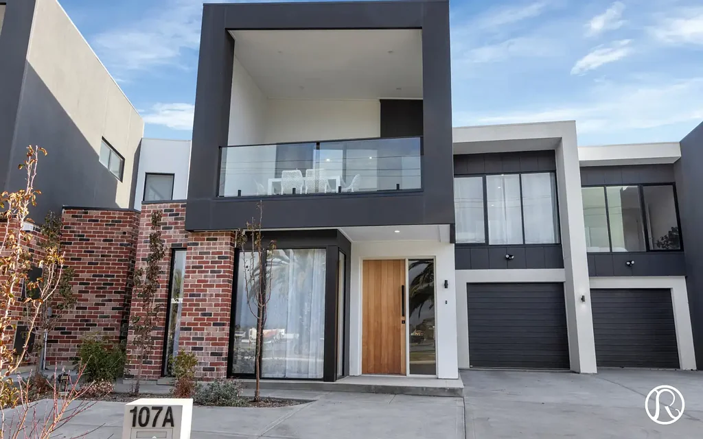 Tennyson 4 Bedroom DISCOVER LUXURIOUS COSTAL LIVING
At An Unbeatable Value!!