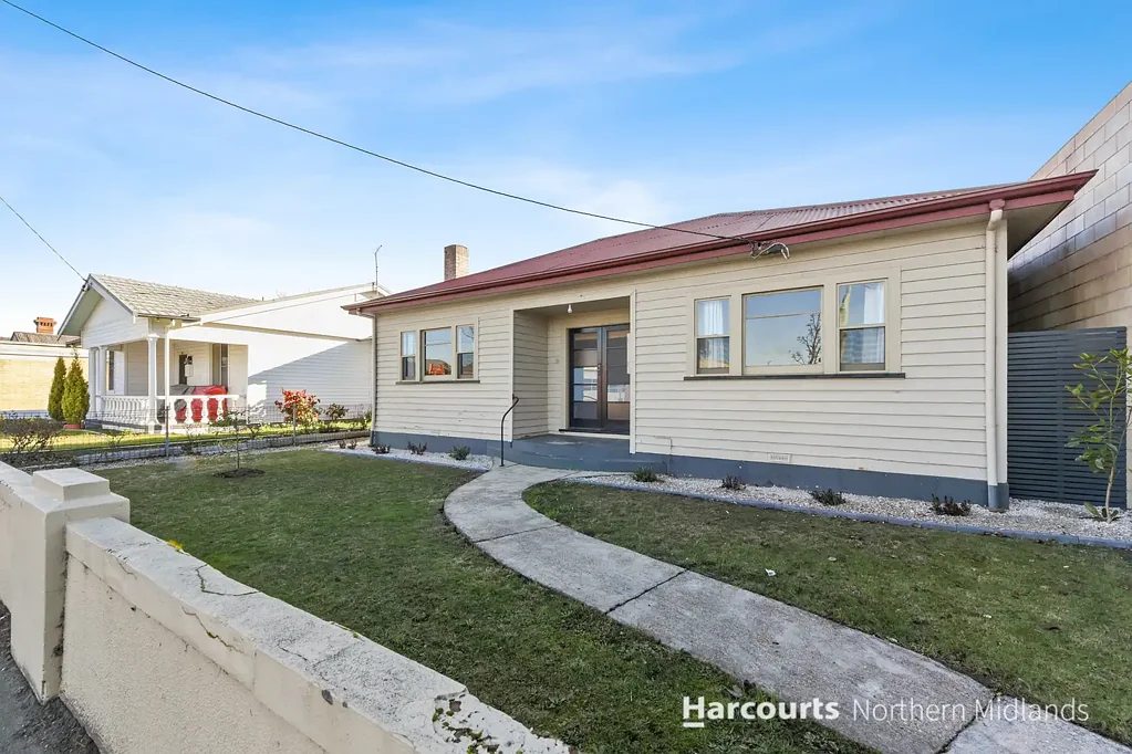 Longford 3ਬੈੱਡਰੂਮ Central Longford Convenience Meets Low-Maintenance Living