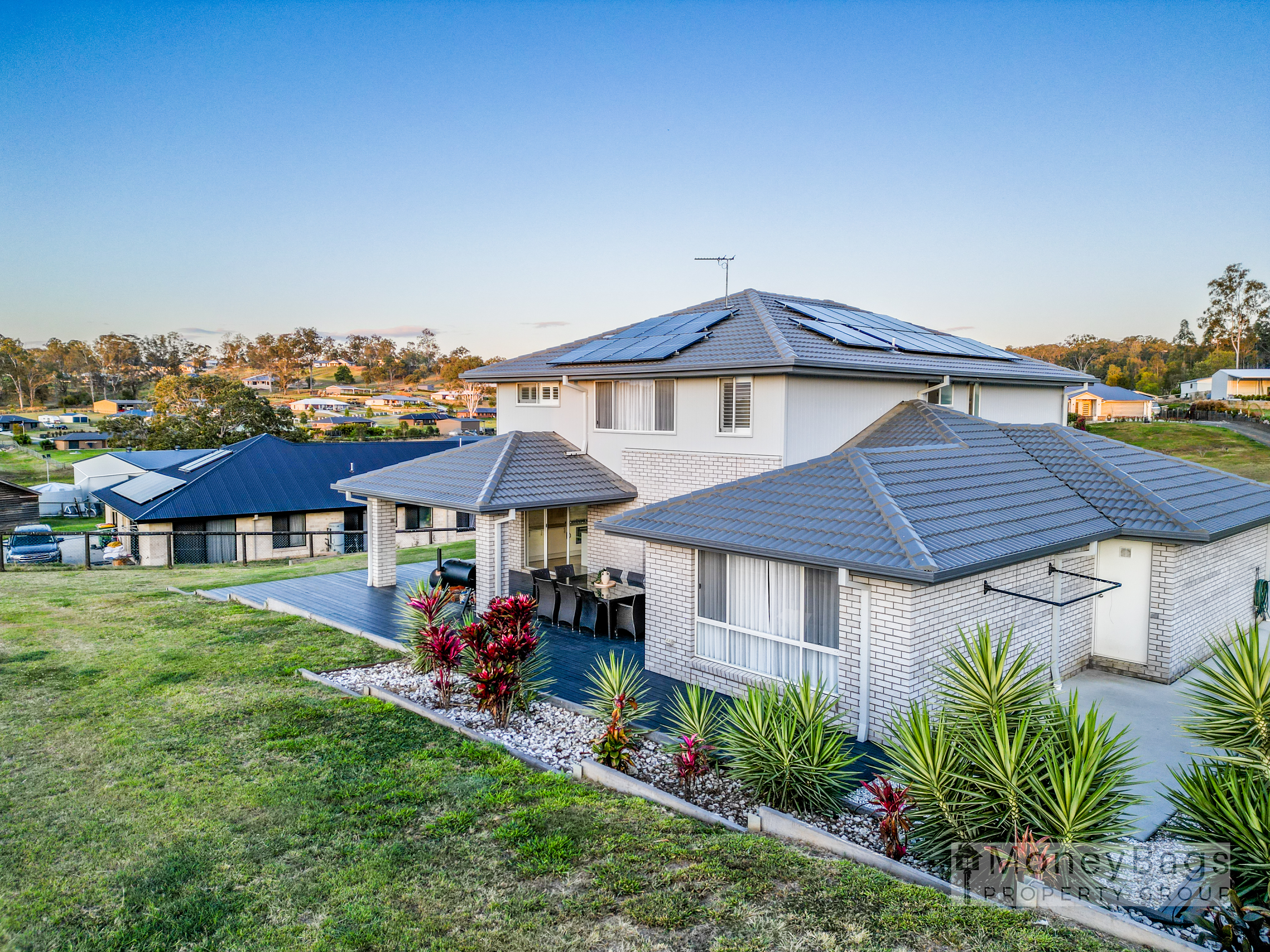 133-137 MUNROE DR, WOODHILL QLD 4285, 0 habitaciones, 0 baños, House