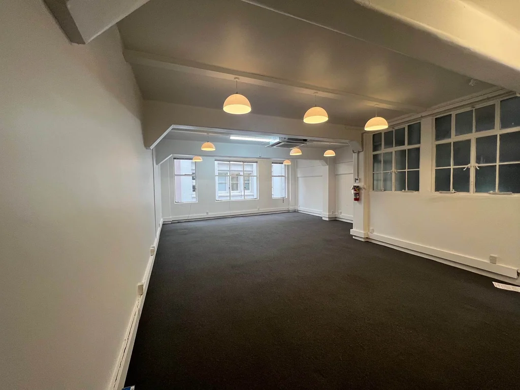 Auckland Central AFFORDABLE HIGH STREET OFFICE