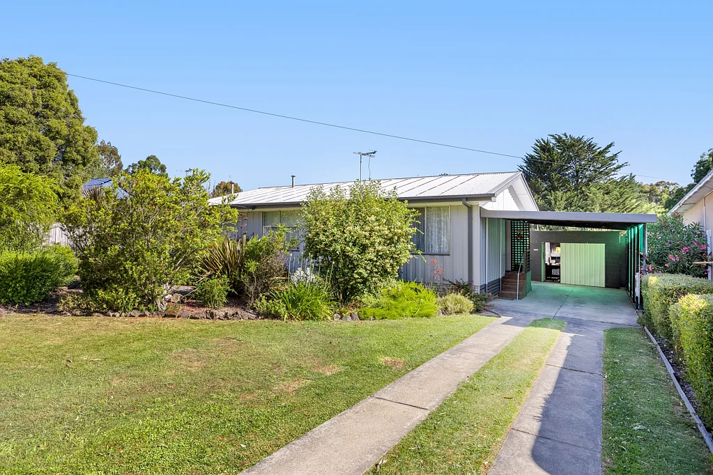 218 Melbourne Road, Brown Hill, VIC 3350